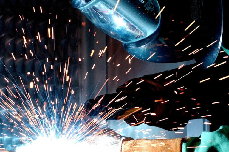 Rette sich, wer kann – die deutsche Wirtschaft im freien Fall