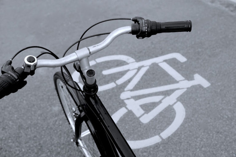Fahrradfahrerflucht in Kassel – Mit Kartoffel-Ausrede auf und davon!