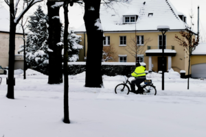 Sicher radeln bei Schnee und Eis: Wintercheck für Fahrrad und E-Bike