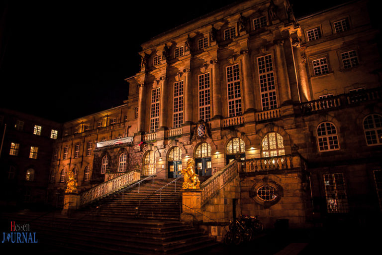 Licht‐ und Lasershow vor dem Kasseler Rathaus