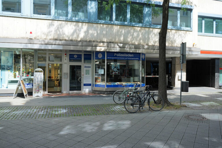 Polizei bietet Fahrradcodierungen vom 15. bis 17. Juli am Polizeiladen in Kassel an
