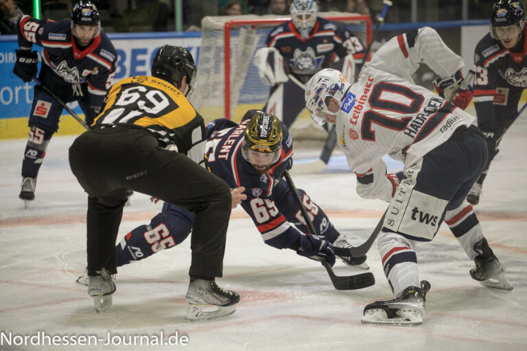 Keck schnürt Dreierpack: Huskies besiegen Ravensburg mit 5:3