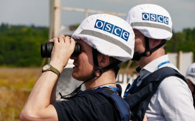 Haben OSZE-Beobachter haben ukrainische Streitkräfte mit geheimen Daten versorgt?