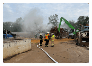 Brand auf einem Recyclinghof