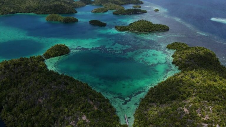 Indonesiens Sulawesi: Drohnenaufnahmen atemberaubender Kulturlandschaften