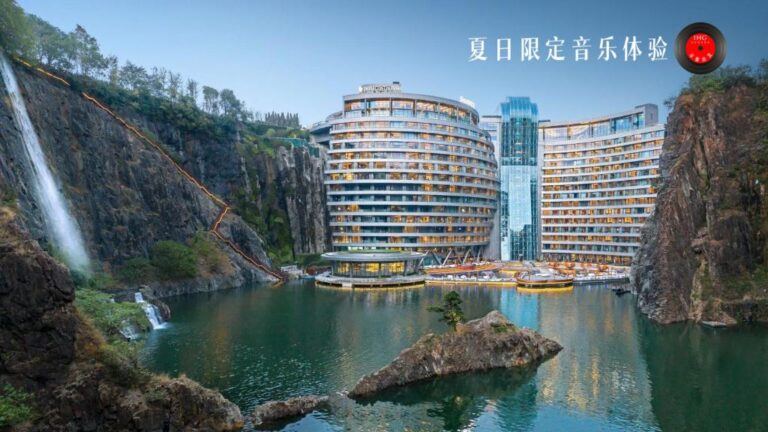 China lebt im Jahr 2050 – das Hotel „InterContinental Shanghai Wonderland“ als Mahnmal westlicher Selbstverzwergung